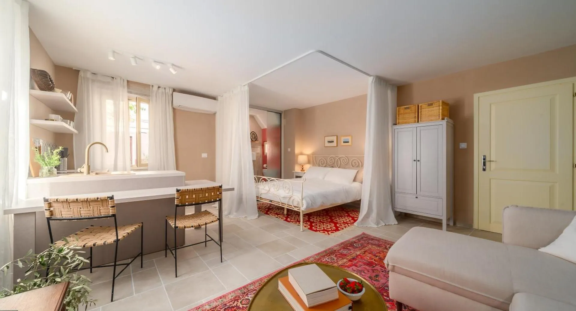 Montalbano Gem - Heritage Studio With Airy Vibes Rovinj 0*,